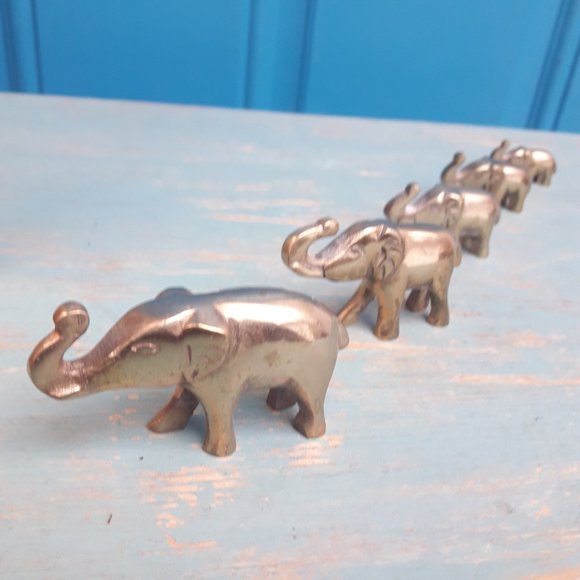 Elephants Vintage Brass Set of 5 Figurine Animals MCM Handmade Mid Century Gold - Picture 6 of 13